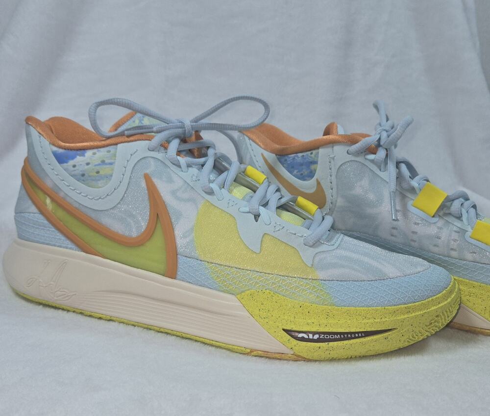 Nike Mens Shoes Glacier Blue/Yellow Strike Size 13 New No Box